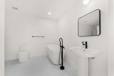OCEANFRONT- NO HOA- ALL OFFERS ENCOURAGED! Located in desirable - photo 55