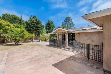 SQFT DOES NOT INCLUDE GUEST HOUSE, WINE CELLAR AND - photo 7