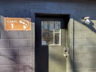 The Flippin Villa on The White River is the trophy trout fishing - photo 37