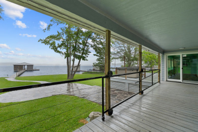 Premier Lake Front Home - photo 29