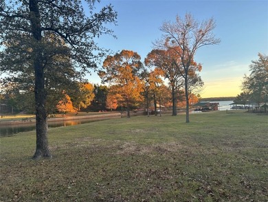 Lake Lot For Sale in Log Cabin, Texas