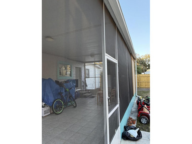 EXCLUSIVE 4/2 SINGLE FAMILY RESIDENCE COMPLETELY RENOVATED IN - photo 40