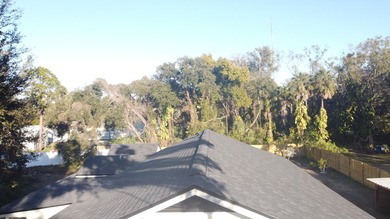 EXCLUSIVE 4/2 SINGLE FAMILY RESIDENCE COMPLETELY RENOVATED IN - photo 47
