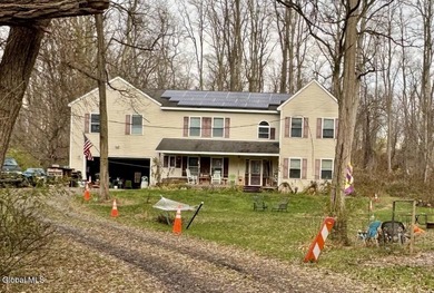 Hudson River Home For Sale in Schodack Landing New York