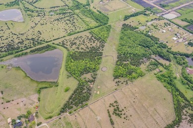 Rare opportunity to own a private, Ag-exempt estate just minutes - photo 1