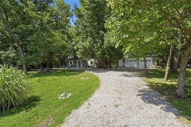 Welcome to your private retreat in the highly desirable Linn - photo 4