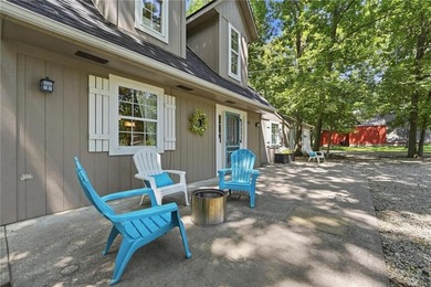 Welcome to your private retreat in the highly desirable Linn - photo 5