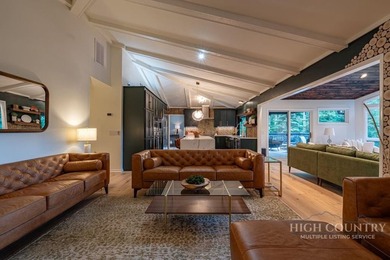 Welcome to luxury mountain living in Linville Ridge. This - photo 11