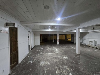 Endless possibilities await with this unique +/-10,000 sq - photo 20