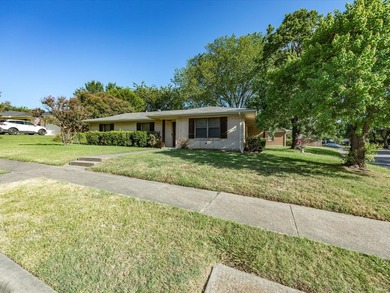 Welcome home to this well-maintained 3-bedroom, 2-bath home - photo 4