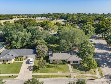 Welcome home to this well-maintained 3-bedroom, 2-bath home - photo 7