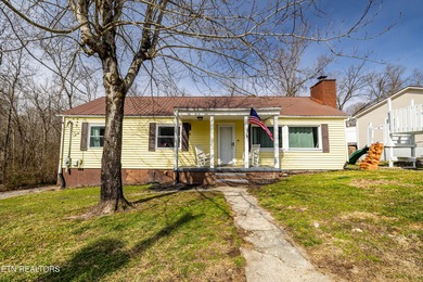 Watts Bar Lake Home For Sale in Harriman Tennessee