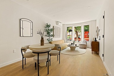 PRIVATE GARDEN CHARM. EXQUISITE MODERN DESIGN. BOUTIQUE BROOKLYN - photo 2