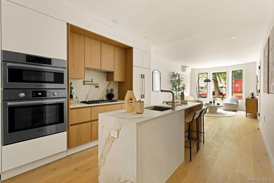 PRIVATE GARDEN CHARM. EXQUISITE MODERN DESIGN. BOUTIQUE BROOKLYN - photo 3