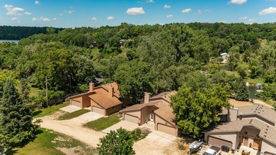 Completely Renovated with Exceptional Custom Features! This - photo 39