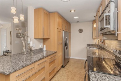 Welcome to this beautifully maintained 3 bedroom ranch nestled - photo 6