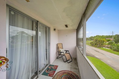 Welcome home to this beautifully furnished 1-bedroom, 1-bath - photo 16