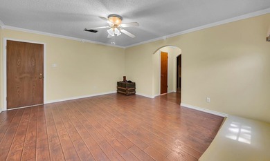 Idealic country place. Make it your own. Beautiful 6.02 acres - photo 13