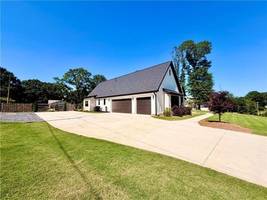 Modern Farmhouse Luxury Meets Resort-Style Living and NO HOA!!! - photo 14
