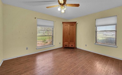 Idealic country place. Make it your own. Beautiful 6.02 acres - photo 17