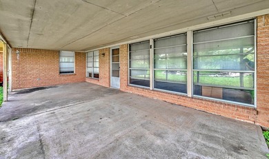 Idealic country place. Make it your own. Beautiful 6.02 acres - photo 19