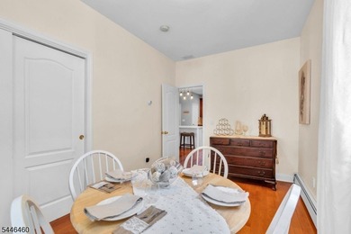 Space, sunlight and the Lake Hopatcong lifestyle come together - photo 20