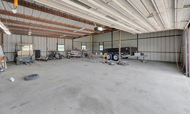 Idealic country place. Make it your own. Beautiful 6.02 acres - photo 24