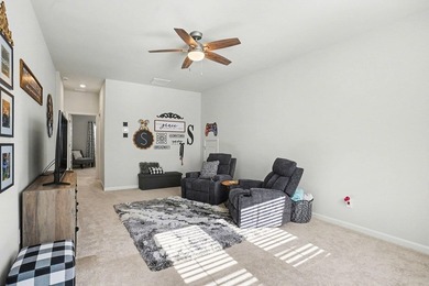 Welcome to your new home in Hidden Pines. DUAL Owner's Suites! - photo 25