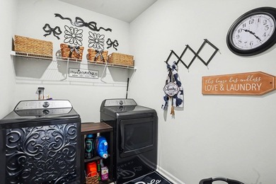 Welcome to your new home in Hidden Pines. DUAL Owner's Suites! - photo 27