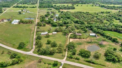 Idealic country place. Make it your own. Beautiful 6.02 acres - photo 36