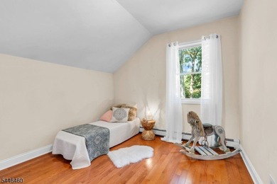 Space, sunlight and the Lake Hopatcong lifestyle come together - photo 41