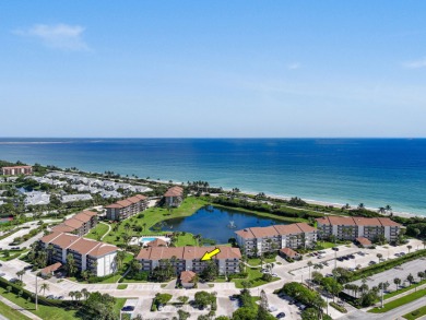 Lake Condo For Sale in Jupiter, Florida