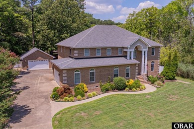 Fall in love with this canal-front estate on a rare 1.35-acre - photo 44