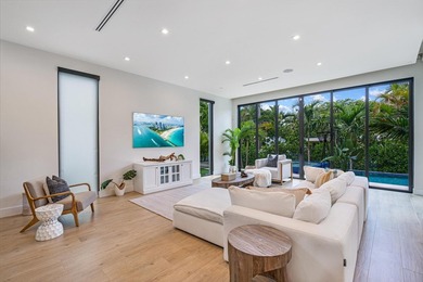 Victoria Park Modern Masterpiece | Built 2023 Privately gated - photo 9