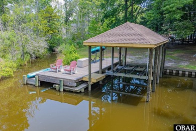 Fall in love with this canal-front estate on a rare 1.35-acre - photo 53
