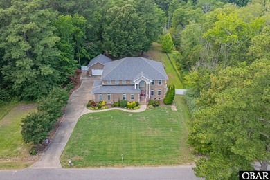 Fall in love with this canal-front estate on a rare 1.35-acre - photo 54