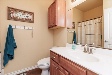 We are pleased to present an exquisite coastal short-term rental - photo 18