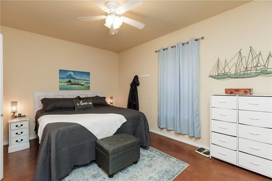 We are pleased to present an exquisite coastal short-term rental - photo 20