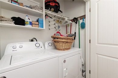 We are pleased to present an exquisite coastal short-term rental - photo 24