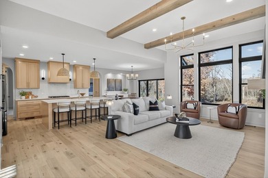 Gorgeous Custom Rambler by Sharper Homes. You Will Appreciate - photo 10