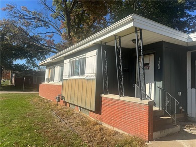 Red Rock Lake Home Sale Pending in Knoxville Iowa