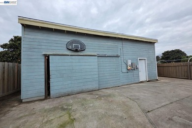 Welcome to 1612 Emeric Ave in San Pablo,a versatile and updated - photo 7