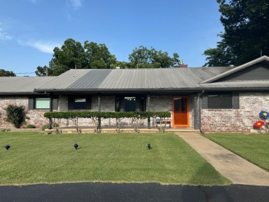 Lake Home For Sale in Eufaula, Oklahoma