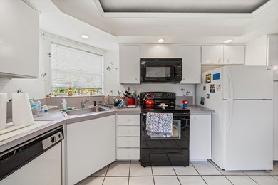 Welcome to Poinciana Community, an active and beautifully - photo 9