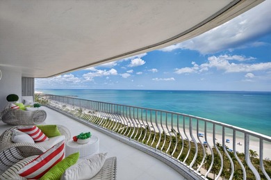 Live the ultimate beachfront lifestyle in Bal Harbour with fully - photo 6