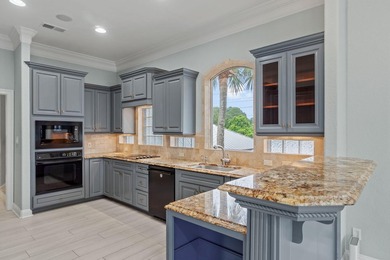 Welcome to your new oasis nestled in the coveted community of - photo 30