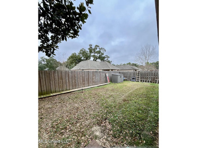 Immaculate 4 Bedroom Home in a Prime Location! Welcome to this - photo 30