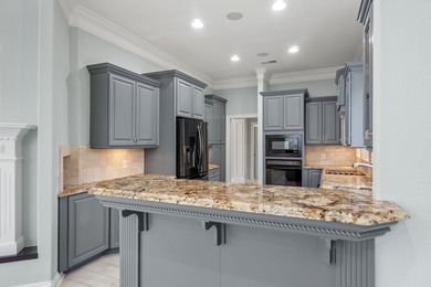 Welcome to your new oasis nestled in the coveted community of - photo 31