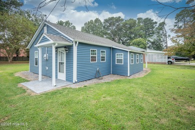 Pasquotank River Home For Sale in Elizabeth City North Carolina