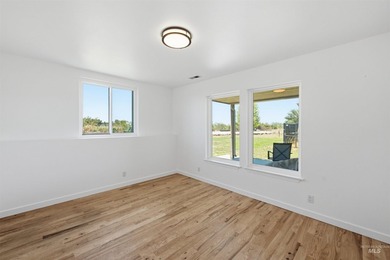 Spectacular riverfront retreat on 20 irrigated acres, secluded - photo 45